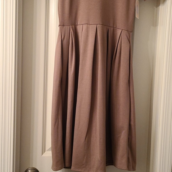 Lularoe Amelia dress - Picture 2 of 5